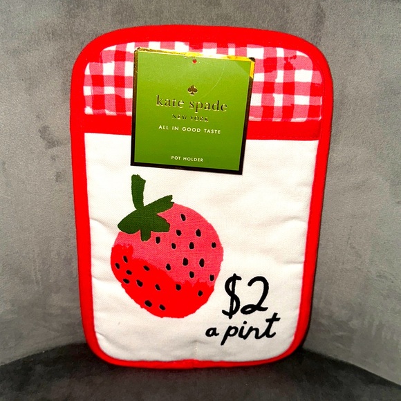 kate spade Other - Kate spade strawberry pot holder